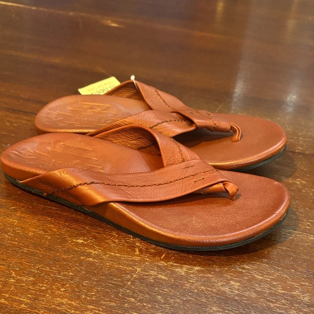NWT‎ Toms Semana Brown Leather Flip Flops